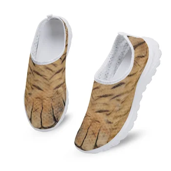 Yikeluo Dekleta Priložnostne Čevlji za Moške Očesa Superge 3D Tiger Krzno Tiskanje Oblikovalec Replika Čevlji Ravno Zrak za Dihanje, Svetloba Loafers